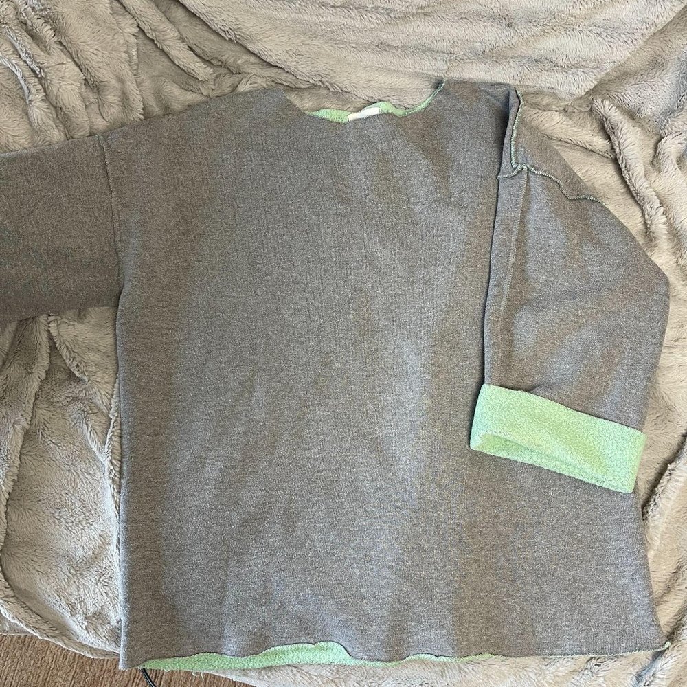 Comfy Sweatshirt With Raw Hem One Size